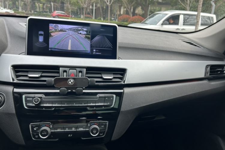 Used BMW X1 2019 sDrive20Li Leading Model Audio And AC Panel