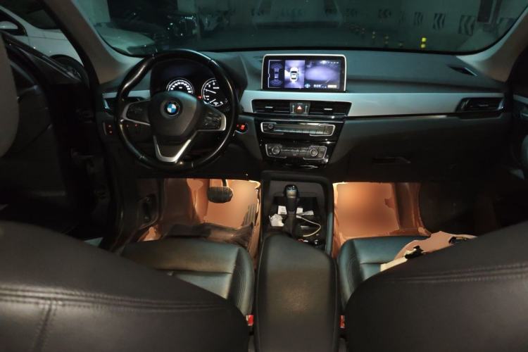 Used BMW X1 2019 sDrive20Li Leading Model Center Console