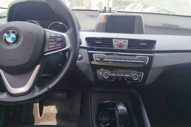 Used BMW X1 2019 sDrive18Li Fashion Model Center Console