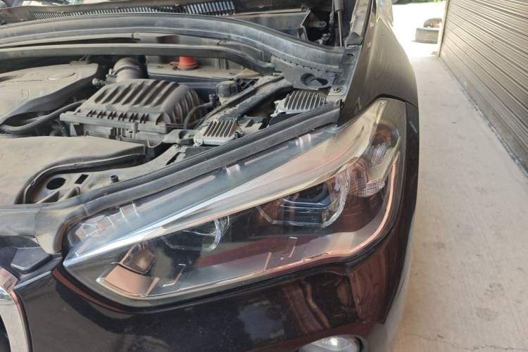Used BMW X1 2019 xDrive20Li Luxury Model Engine Bay Left