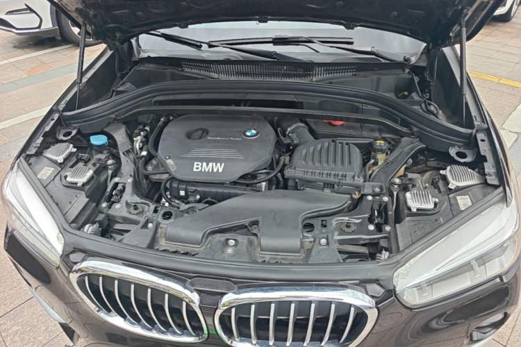 Used BMW X1 2019 sDrive18Li Premium Edition Engine Bay