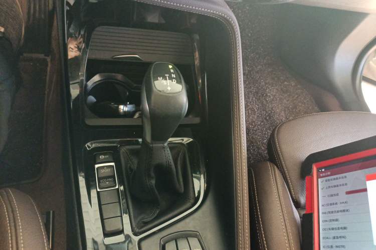 Used BMW X1 2019 sDrive18Li Premium Edition Gear Lever