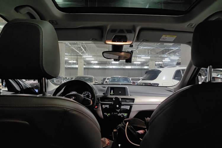 Used BMW X1 2019 sDrive18Li Premium Edition Headliner
