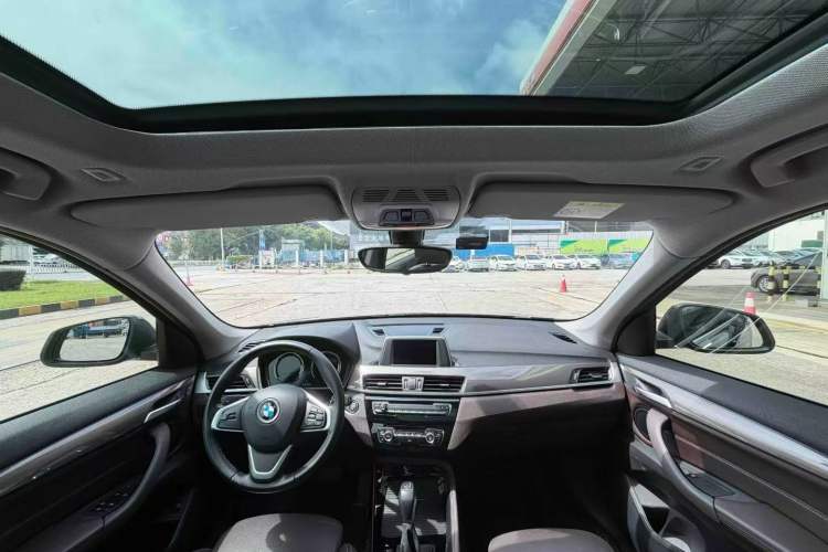 Used BMW X1 2019 sDrive18Li Premium Edition Headliner