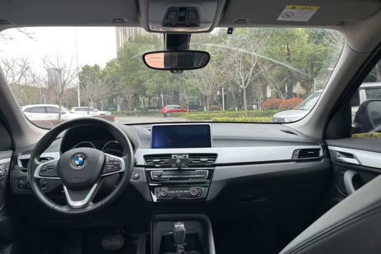 Used BMW X1 2019 sDrive20Li Leading Model Interior 2
