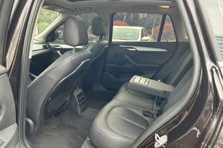 Used BMW X1 2019 sDrive20Li Leading Model Interior 6