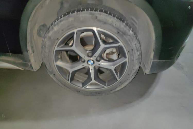 Used BMW X1 2019 xDrive20Li Luxury Model Right Front Wheel Hub