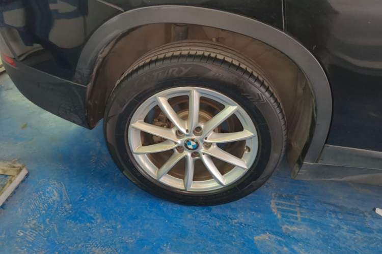 Used BMW X1 2019 sDrive18Li Fashion Model Right Rear Wheel Hub