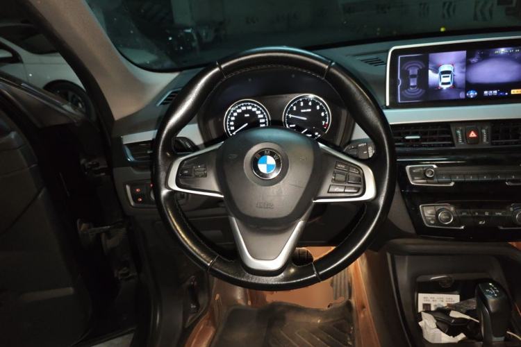 Used BMW X1 2019 sDrive20Li Leading Model Steering Wheel