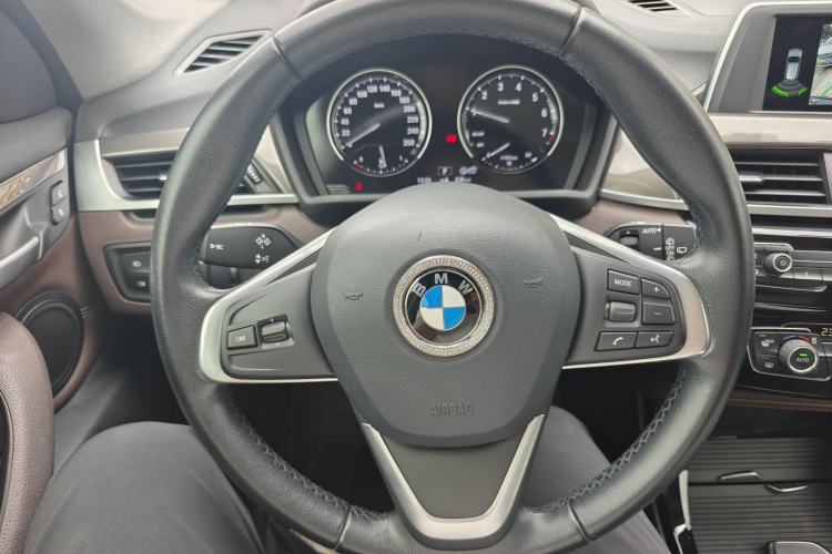 Used BMW X1 2019 sDrive18Li Premium Edition Steering Wheel