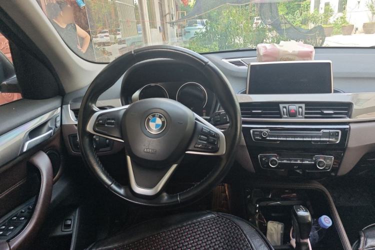 Used BMW X1 2019 xDrive20Li Luxury Model Steering Wheel