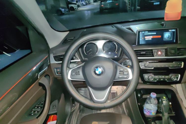 Used BMW X1 2019 xDrive20Li Luxury Model Steering Wheel
