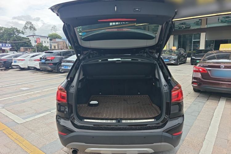 Used BMW X1 2019 sDrive18Li Premium Edition Trunk