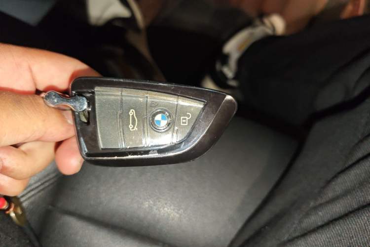 Used BMW X1 2019 sDrive20Li Leading Model Vehicle Key