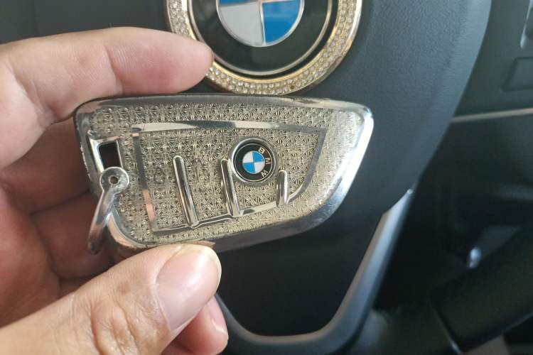 Used BMW X1 2019 sDrive18Li Premium Edition Vehicle Key
