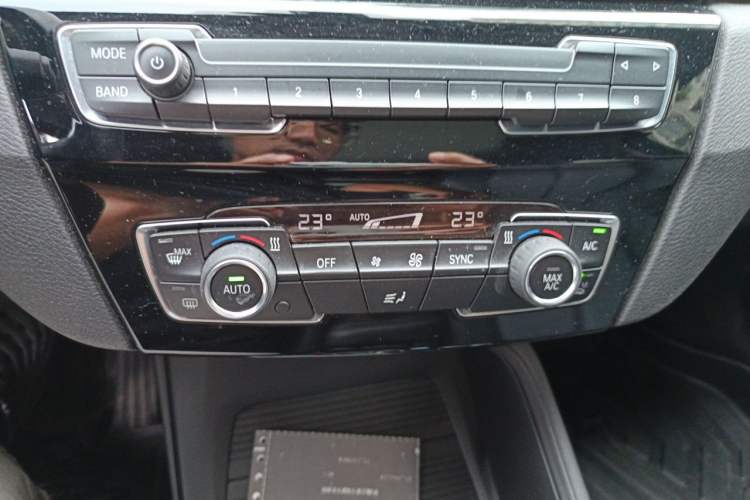 Used BMW X1 2019 sDrive20Li Leading Model Audio And AC Panel