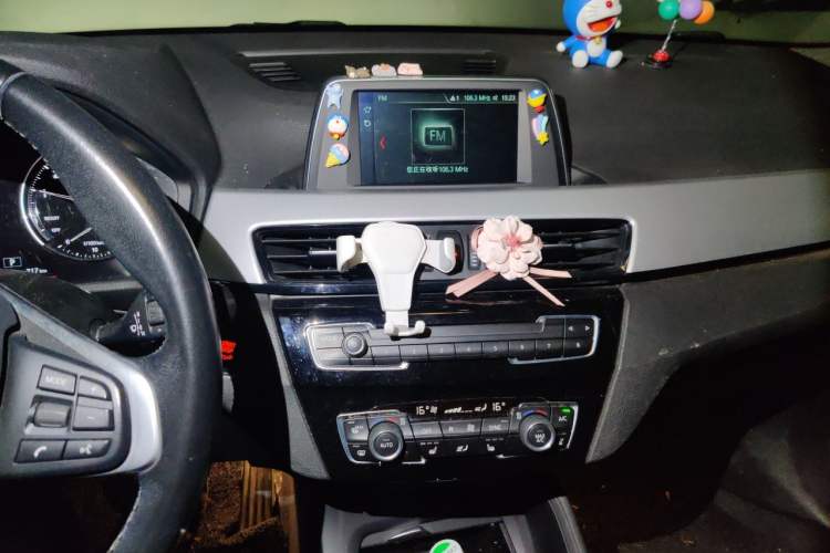 Used BMW X1 2019 sDrive18Li Fashion Model Audio And AC Panel