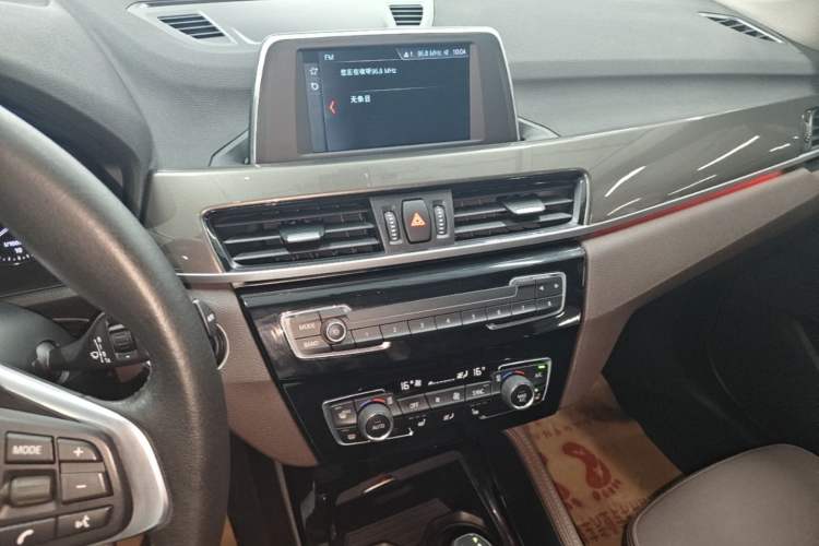 Used BMW X1 2019 sDrive18Li Premium Edition Audio And AC Panel