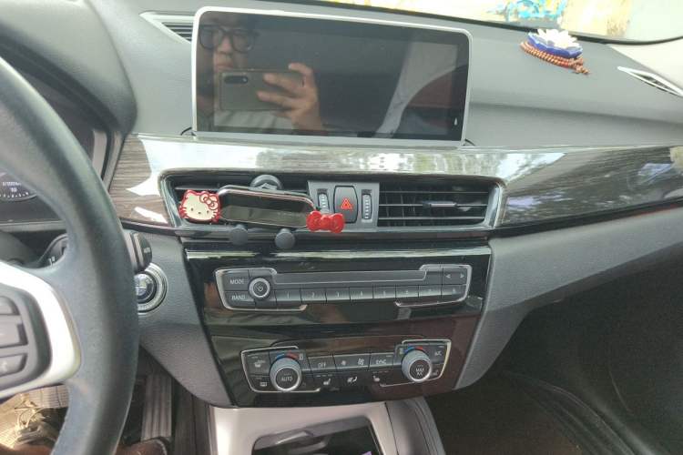 Used BMW X1 2019 sDrive20Li Leading Model Audio And AC Panel