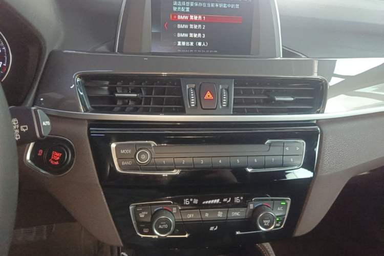 Used BMW X1 2019 sDrive18Li Premium Edition Audio And AC Panel