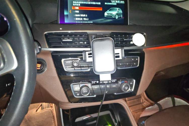 Used BMW X1 2019 xDrive20Li Luxury Model Audio And AC Panel