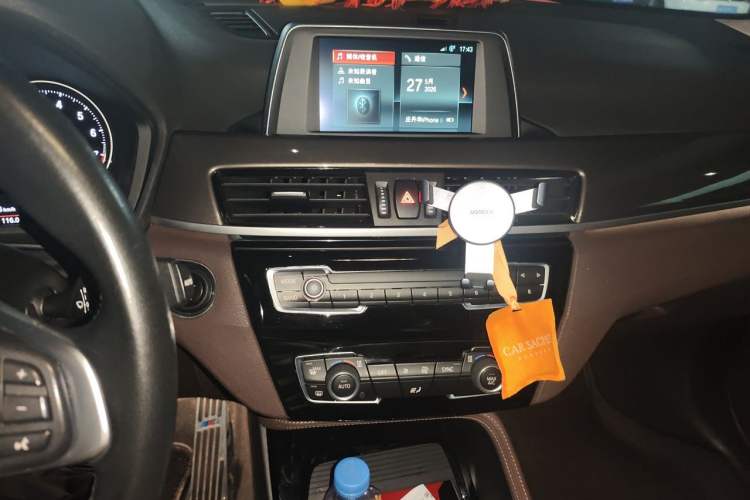 Used BMW X1 2019 sDrive18Li Premium Edition Audio And AC Panel