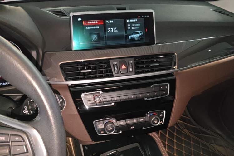 Used BMW X1 2019 xDrive20Li Luxury Model Audio And AC Panel