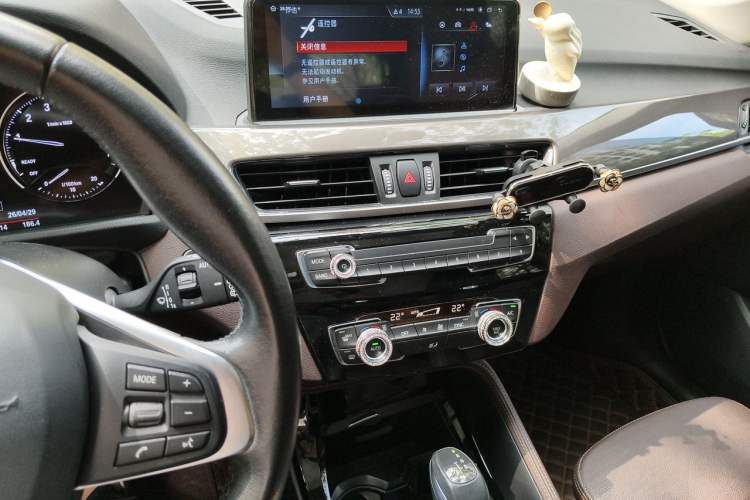 Used BMW X1 2019 sDrive18Li Premium Edition Audio And AC Panel