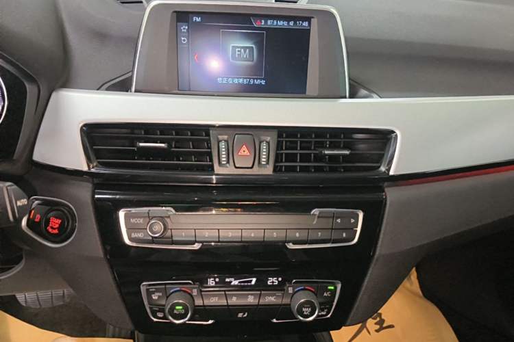 Used BMW X1 2019 sDrive20Li Leading Model Audio And AC Panel