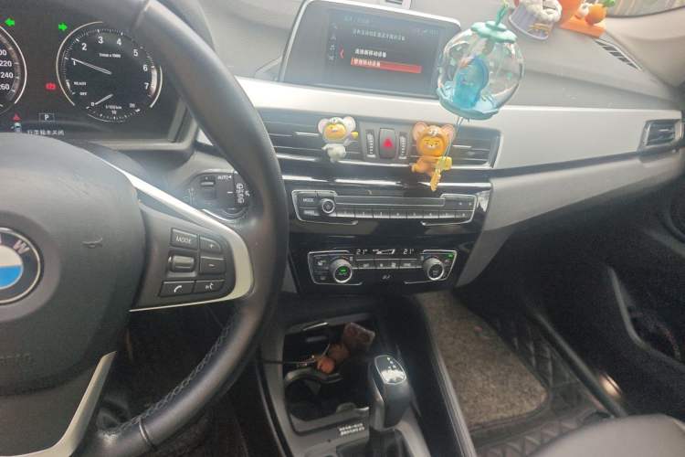 Used BMW X1 2019 sDrive20Li Leading Model Audio And AC Panel