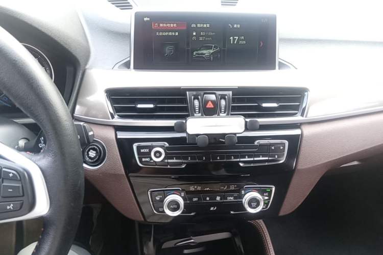 Used BMW X1 2019 xDrive20Li Luxury Model Audio And AC Panel