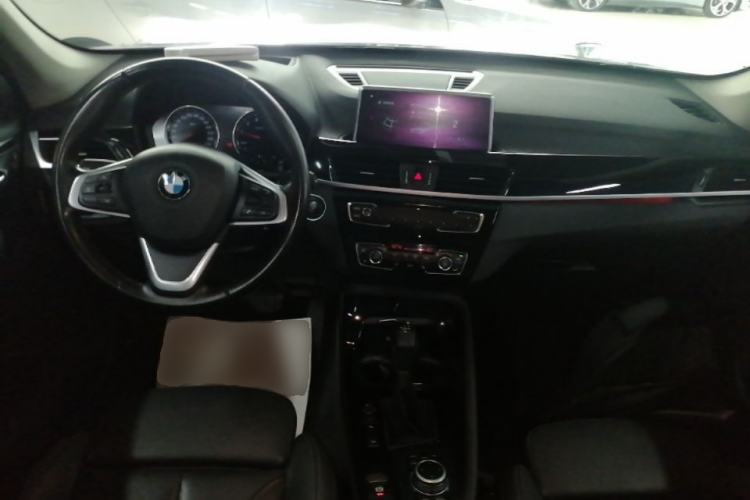Used BMW X1 2019 xDrive20Li Luxury Edition Center Console