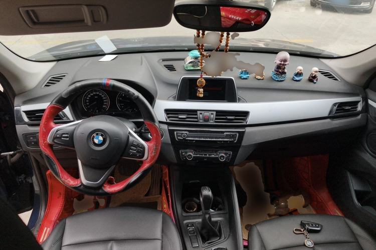 Used BMW X1 2019 sDrive20Li Leading Model Center Console
