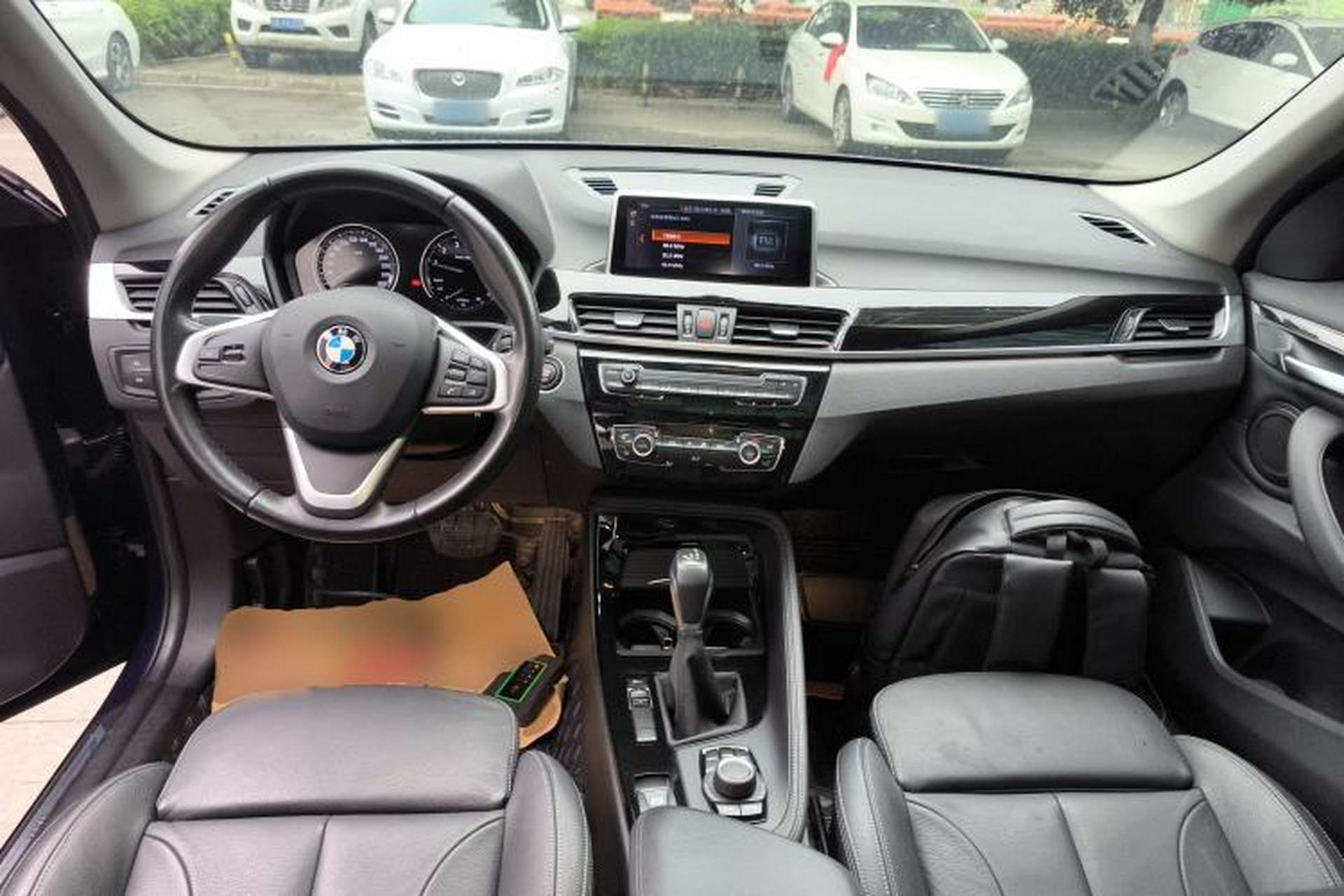 Used BMW X1 2019 sDrive18Li Premium Edition Center Console