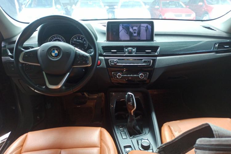 Used BMW X1 2019 sDrive18Li Fashion Model Center Console