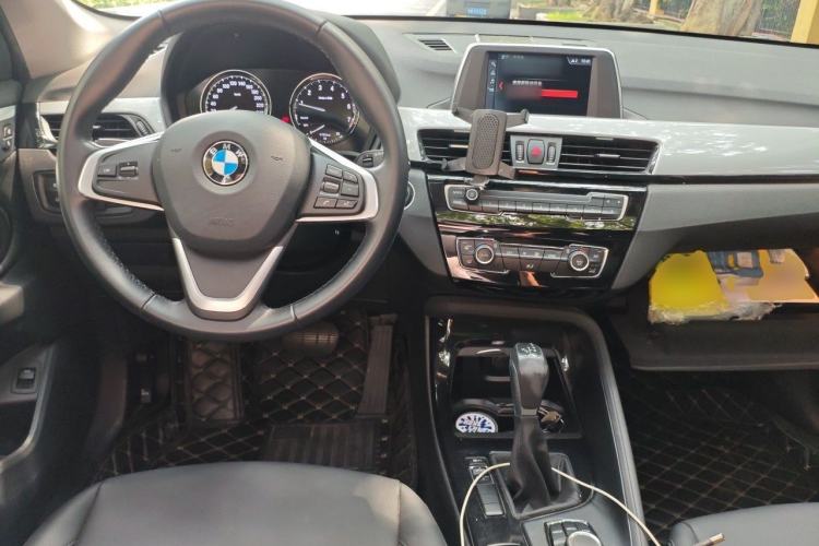 Used BMW X1 2019 sDrive18Li Fashion Model Center Console