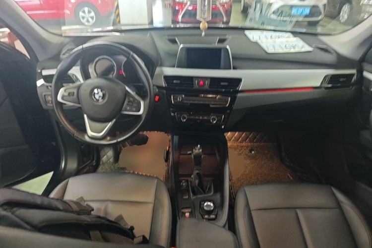 Used BMW X1 2019 sDrive20Li Leading Model Center Console