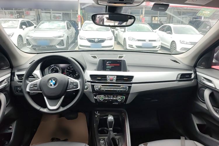 Used BMW X1 2019 sDrive18Li Fashion Model Center Console