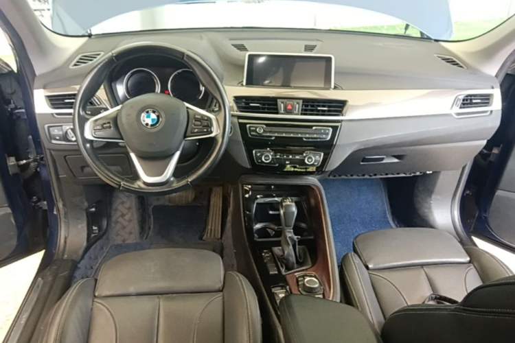 Used BMW X1 2019 sDrive18Li Premium Edition Center Console