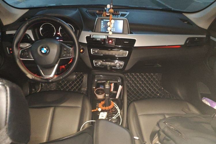 Used BMW X1 2019 sDrive20Li Leading Model Center Console