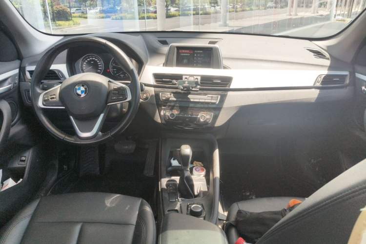Used BMW X1 2019 sDrive18Li Fashion Model Center Console