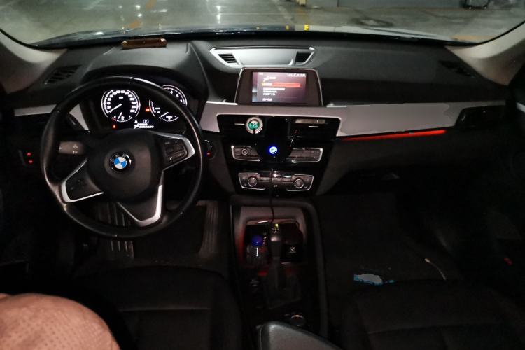 Used BMW X1 2019 sDrive20Li Leading Model Center Console