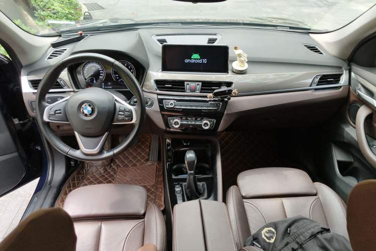 Used BMW X1 2019 sDrive18Li Premium Edition Center Console