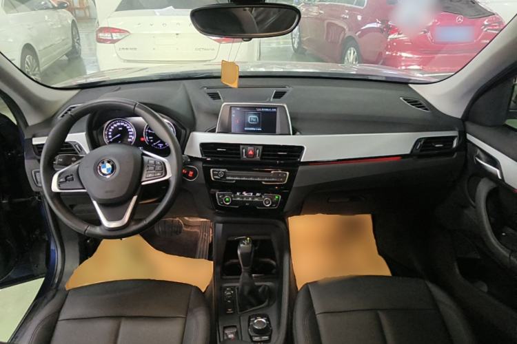 Used BMW X1 2019 sDrive20Li Leading Model Center Console