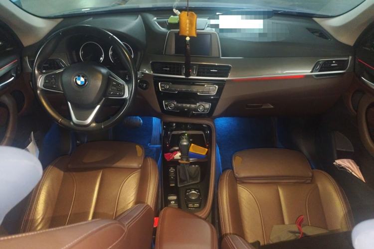 Used BMW X1 2019 sDrive18Li Premium Edition Center Console