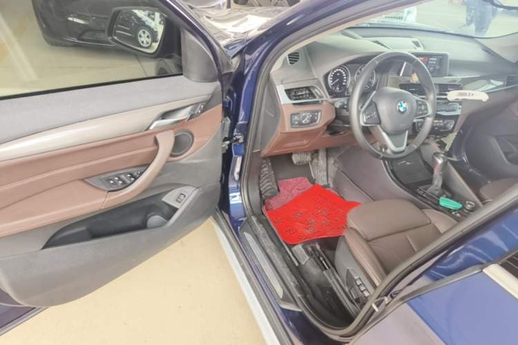 Used BMW X1 2019 sDrive18Li Premium Edition Driver Seat