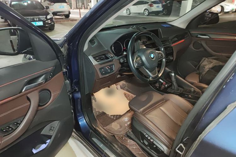Used BMW X1 2019 sDrive18Li Premium Edition Driver Seat