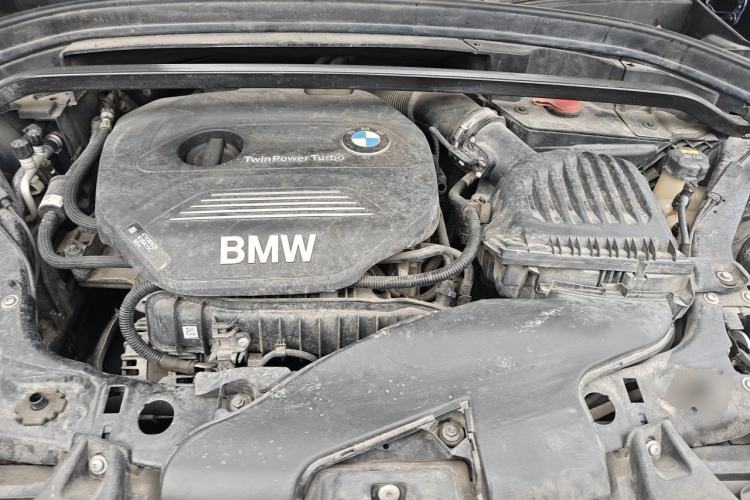 Used BMW X1 2019 sDrive18Li Fashion Model Engine Bay