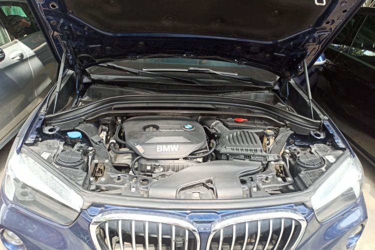 Used BMW X1 2019 sDrive18Li Fashion Model Engine Bay
