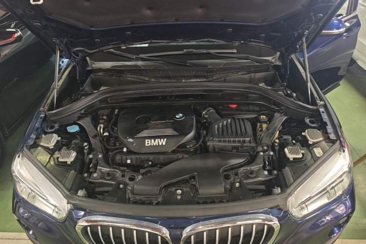 Used BMW X1 2019 sDrive20Li Leading Model Engine Bay